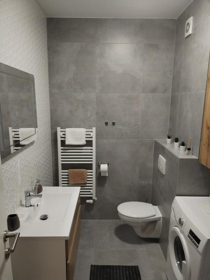 Studio Apartman Implex Apartman Ðakovo Kültér fotó
