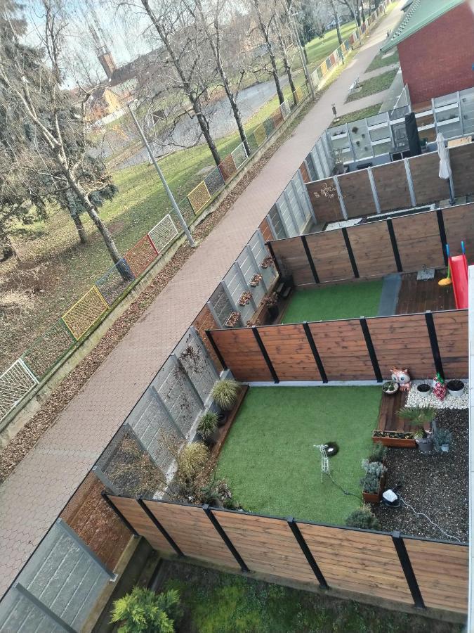 Studio Apartman Implex Apartman Ðakovo Kültér fotó